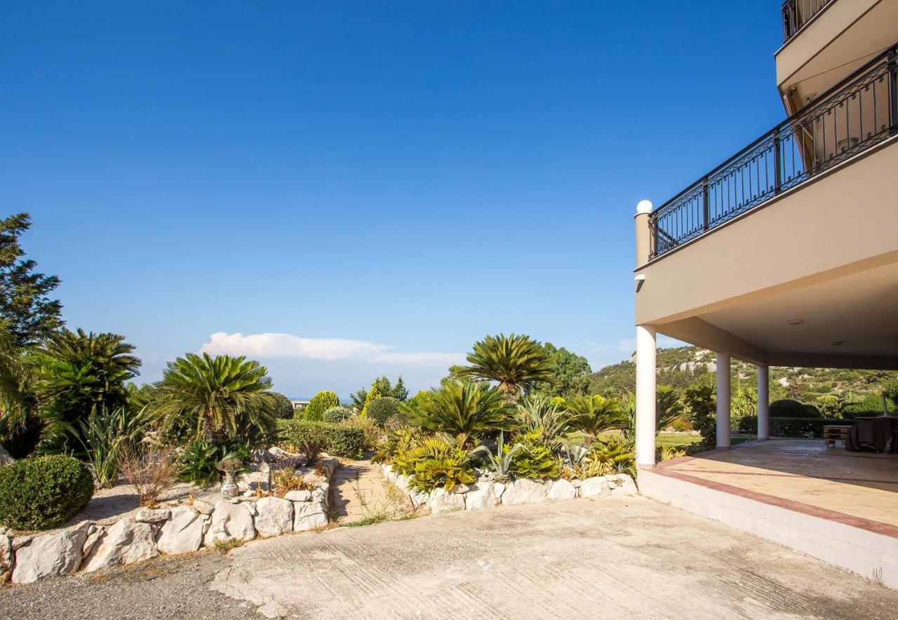 פליראקי Aggelos Garden View מראה חיצוני תמונה