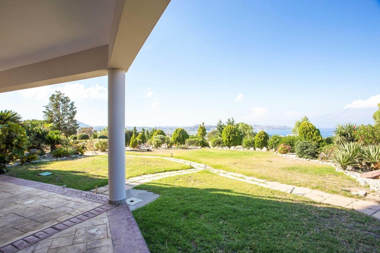 פליראקי Aggelos Garden View מראה חיצוני תמונה