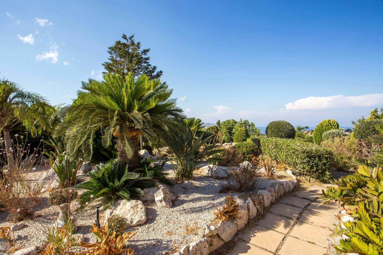 פליראקי Aggelos Garden View מראה חיצוני תמונה